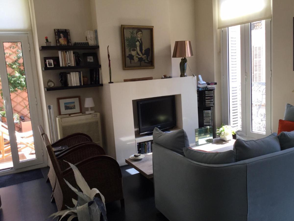 Chambre 1 Personne Avec Terrasse Centre Ville Marseille 3 Nuits Min , Femme Uniquement ภายนอก รูปภาพ